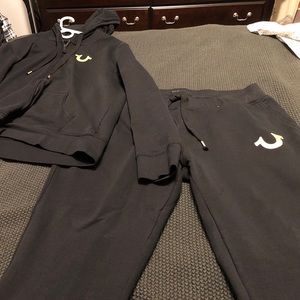 Mens True Religion XL matching hoodie &sweatpants